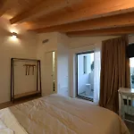 Ortopi Country Canapa House ポルト・レカナーティ
