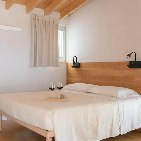 Ortopi Country Canapa House Nocleg ze śniadaniem